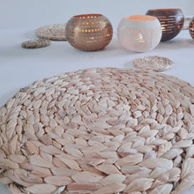 Afbeelding in Gallery-weergave laden, Waterhyacint placemats en onderzetters (set van 6)