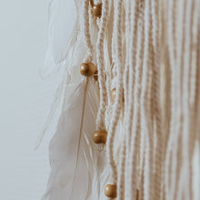 Afbeelding in Gallery-weergave laden, Dromenvanger Natural Feather (2 varianten)